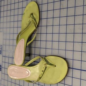 Well Worn Ann Taylor Kitten Heel